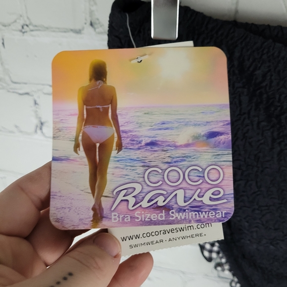 COCO RAVE | ruffle gingham textured bikini bottoms - Picture 3 of 7